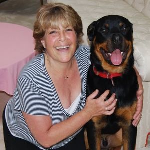 Meet your Posher, Caryn